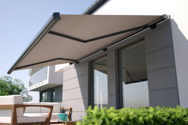 Die perfekte Terrassenüberdachung für jede Gartengröße finden
